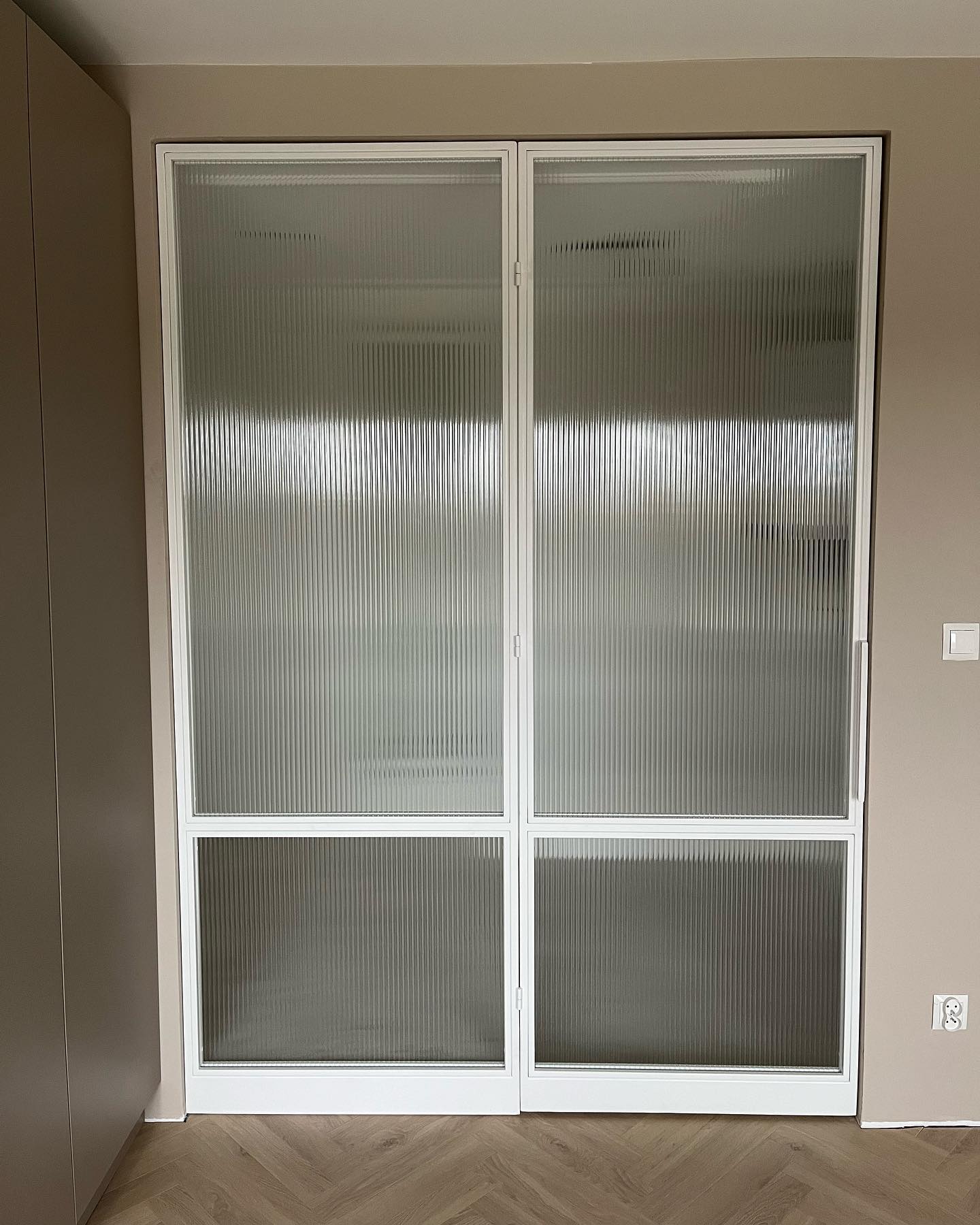 Ścianki loft ze szkłem ornamentowym we Wrocławiu